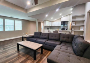 Spacious 3br Home Office